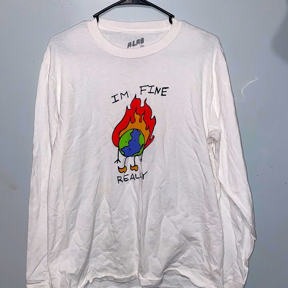 Long sleeve graphic tee